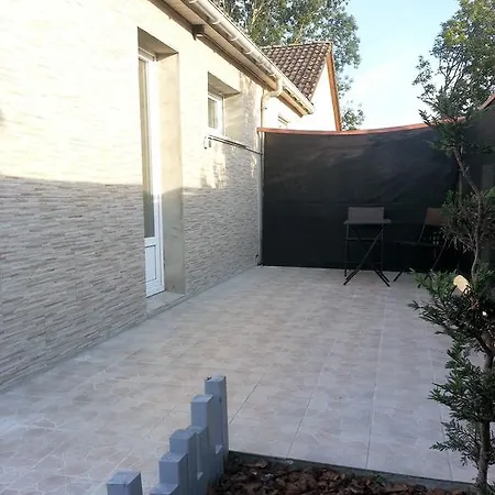 Somme-Suites B&B 2* Nesle
